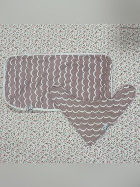 Copper Pearl Bib and Burp Cloth Matching Set Cotton